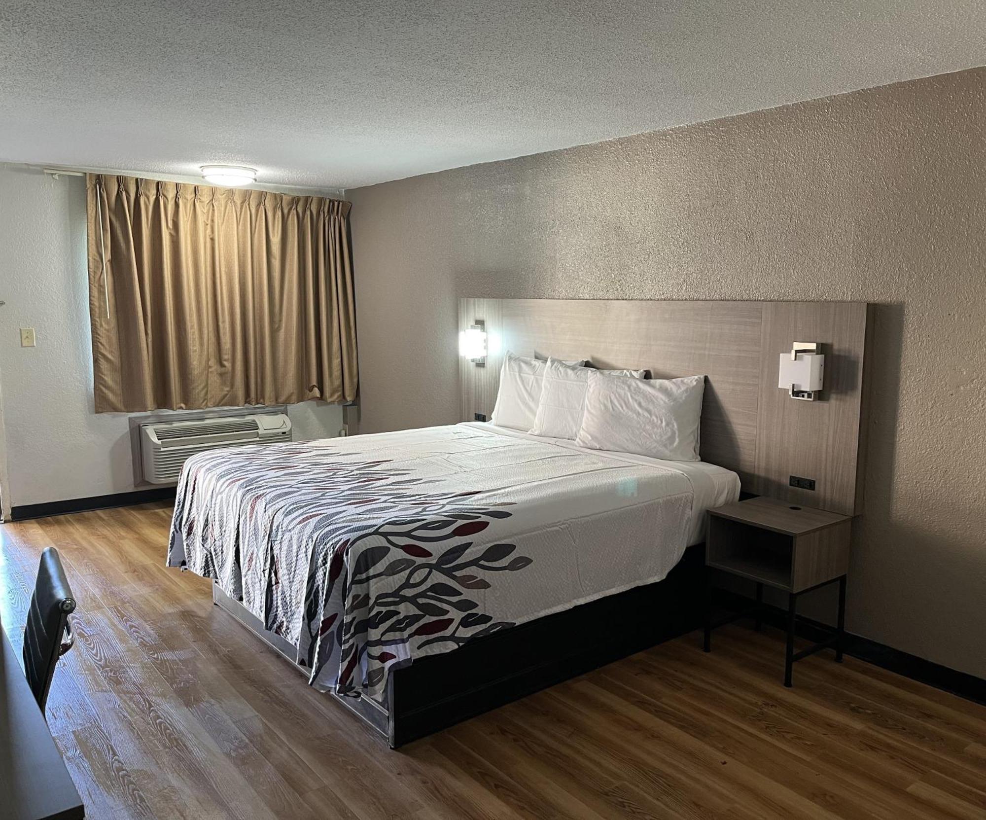Red Roof Inn Memphis - Graceland Airport Extérieur photo
